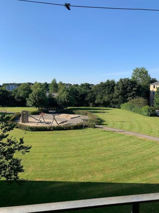 Stor Og Lys Lejlighed I Hjertet Af Holstebro Exteriör bild